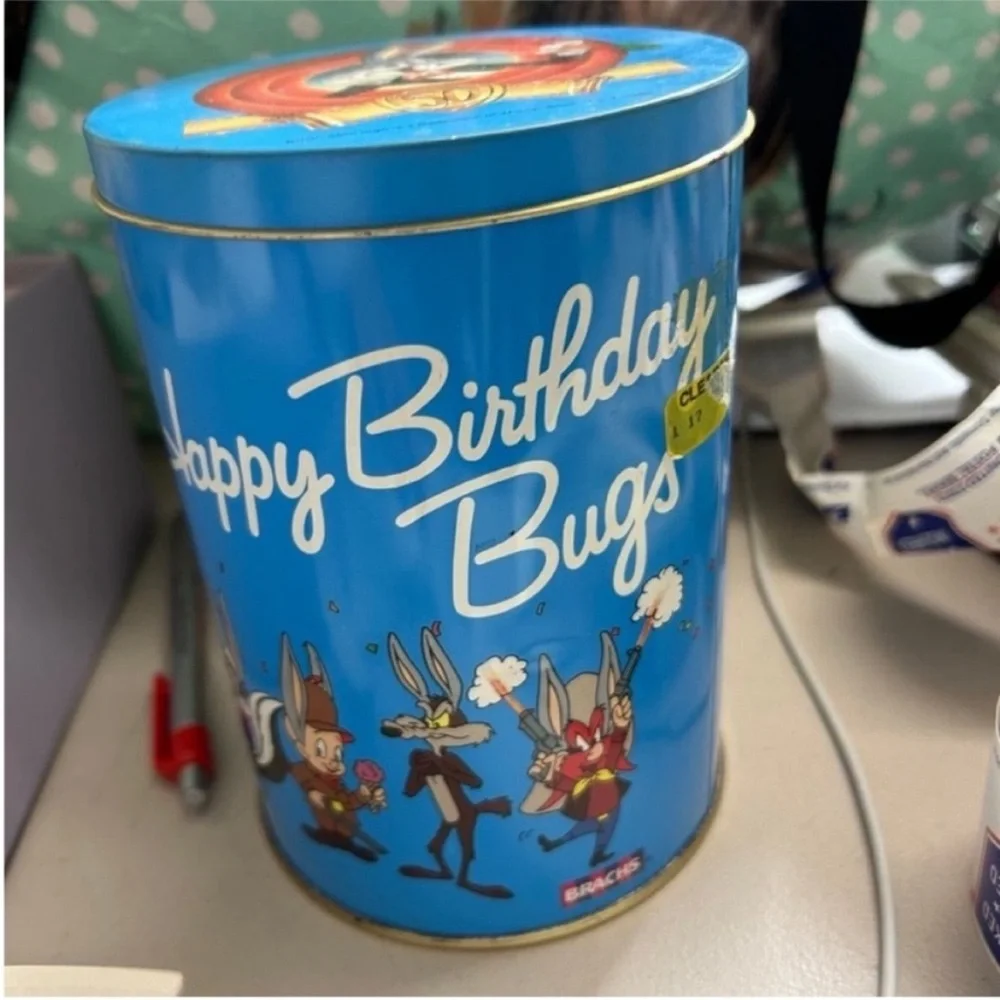 Warner Bros. Bugs Bunny Birthday Tin - Blue